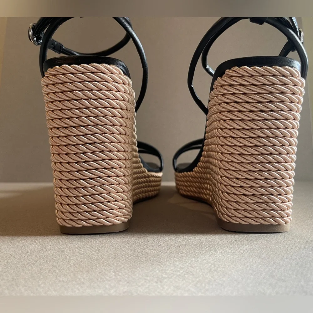 🌷 Marc Fisher Wedge Sandals - NWT 🌷